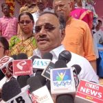 নরেন্দ্র কাপ ফুটবল টুর্নামেন্টের উদ্বোধন করলেন ফুটবল খেললেন বিজেপির রাজ্য সভাপতি শ্রমিক