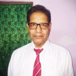 ৭০ বছরেও অক্লান্ত লেখক ডা. শামসুল হক