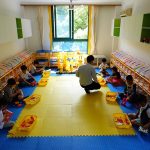 বিবাহ-বিমুখতার পরিণতিতে চীন বন্ধ হয়ে যাচ্ছে কিন্ডারগার্টেন স্কুল