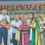 ১৮ হাজার বস্ত্রবিতরণ দানবীর জাকির হোসেনের