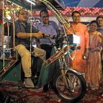 ন্যানো গাড়ির সাধ মিটতে চলেছে এবার হুগলীর সুগন্ধ্যায় তৈরি বিদ্যুৎচালিত চারচাকার গাড়ি