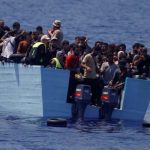 লিবিয়া উপকূলে শরণার্থীদের নৌকায় অগ্নিকাণ্ড, হত ৬০