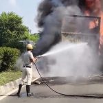 সাগরদিঘীতে মুখোমুখি লরির সংঘর্ষ