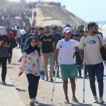 সব ধূলিসাৎ, বাড়িঘর চিনতে পারছেন না গাজাবাসী, লোটা-কম্বল নিয়ে খোলা আকাশের নীচে বাস্তুচ্যুতরা