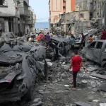 গাজায় এক দিনে ১৫৩ টন বোমা ফেলেছি, ইসরাইলি পার্লামেন্টে বুক ফুলিয়ে জানালেন নেতানিয়াহু