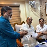 মুখ্যমন্ত্রীর ত্রাণ তহবিলে এক লক্ষ টাকার চেক প্রদান করলেন রাজ্যের প্রতিমন্ত্রী তজমুল হোসেন