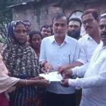 দুর্ঘটনাগ্রস্ত পরিবারের পাশে মানবিক উদ্যোগে সাগরদিঘীর বিধায়ক বাইরন বিশ্বাস