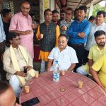 ত্রাণ কই, খালি হাতে ফটো তুলতে এসেছেন নাকি?  বন্যা দুর্গতদের হাতে আক্রান্ত বিজেপি নেতারা