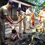 ধূপগুড়িতে বন্যাকবলিত দুর্গতদের বাড়ি ফেরানোর কাজ শুরু