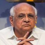 গুজরাটে মন্ত্রীদের গণ ইস্তফা, আজ শপথ নেবে নতুন মন্ত্রিসভা