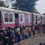 পিয়ালিতে চলন্ত ট্রেনে আগুন, অল্পের জন্য রক্ষা পেলেন যাত্রীরা