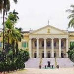 রাজ্যপালের ঘোষিত আর্থিক সহায়তা না মিলতেই রাজভবনের পথে চার শিশুর পরিবার