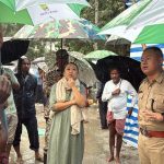 দ্বিতীয়বারের মতো গৃহহীন জলঢাকার মানুষ, প্লাস্টিকের তাবুতেও ঢুকল নদীর জল