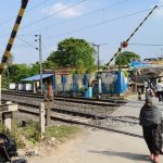 খালতিপুরে রেলগেটে আন্ডারপাস নির্মাণের দাবি এলাকাবাসীর