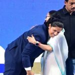 প্রশংসা আর পুরষ্কারে ভাসলেন বাংলার ‘ফিমেল’ ধোনি, পেলেন পুলিশের চাকরিও