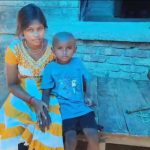 ১৪ বছরের মিতালীর কাঁধে সংসারের ভার, পাশে দাঁড়াল ‘আপনজন’ সংস্থা 