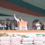 ‘এই সরকারকে হটাবই’ মোদির গ্যারান্টি বনাম রাহুলের চ্যালেঞ্জ