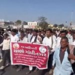 যোগ্যতা থাকলেও জোটে না চাকরি কাস্ট সার্টিফিকেটের বেড়াজালে গুজরাটি আদিবাসীরা