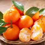 বাড়তি ওজনে দুশ্চিন্তা? মুশকিল আসান কমলালেবু