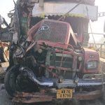 দুটি লরির মুখোমুখি সংঘর্ষ! গুরুতর আহত ২ চালক