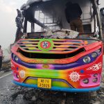 নদীয়ায় চলন্ত যাত্রীবাহী বাসে ভয়াবহ আগুন, অল্পের জন্য রক্ষা পেলেন যাত্রীরা