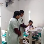 গুরুতর আহত হয়ে সি সি ইউ বেডে মাধ্যমিক পরীক্ষা দিল ভদ্রেশ্বরের ইশিতা